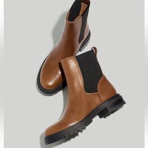 Madewell the Bradley Chelsea lugsole boots stable brown Size 10